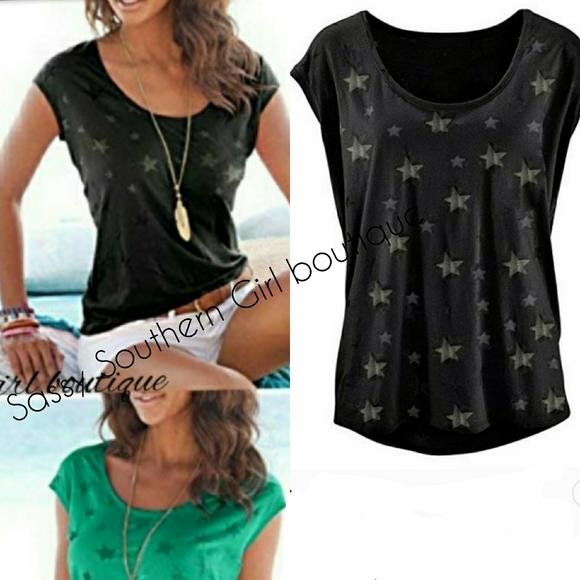 🆕⭐Starynight black distressed t-shirt with stars⭐ - Picture 1 of 6